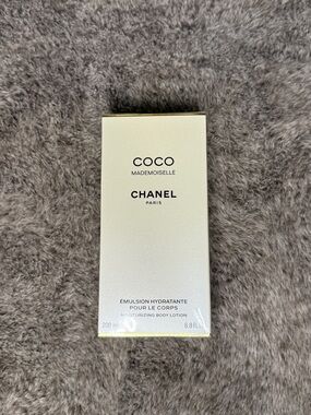Chanel Coco Mademoiselle Moisturizing Body Lotion